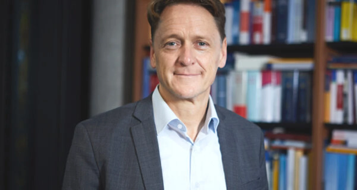Prof. Dr. Jürgen Kühling, LL.M., Universität Regensburg und Vorsitzender der Monopolkommission